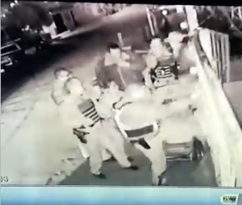 DSPM se defiende tras VIDEO de golpiza, señalan que primero fueron agredidos por 2 jóvenes ebrios