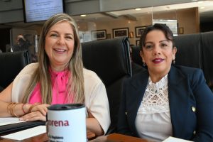 Busca Morena prohibir cobro de cuotas sin consulta en educación básica y media superior