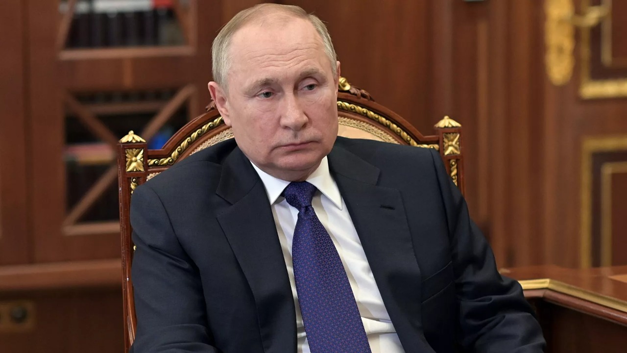 Advierte Putin suspensión de gas a Europa si no pagan en rublos