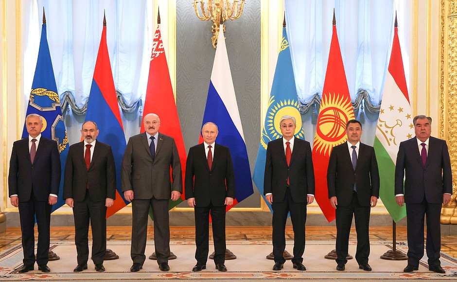 Se reúne Putin con presidentes de países aliados de la OTSC