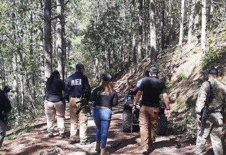 Aseguran prendas de vestir tras búsqueda de desaparecidos en Urique