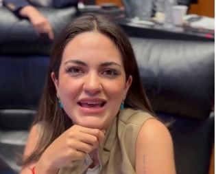Celebra Andrea Chávez la aprobación del Plan B