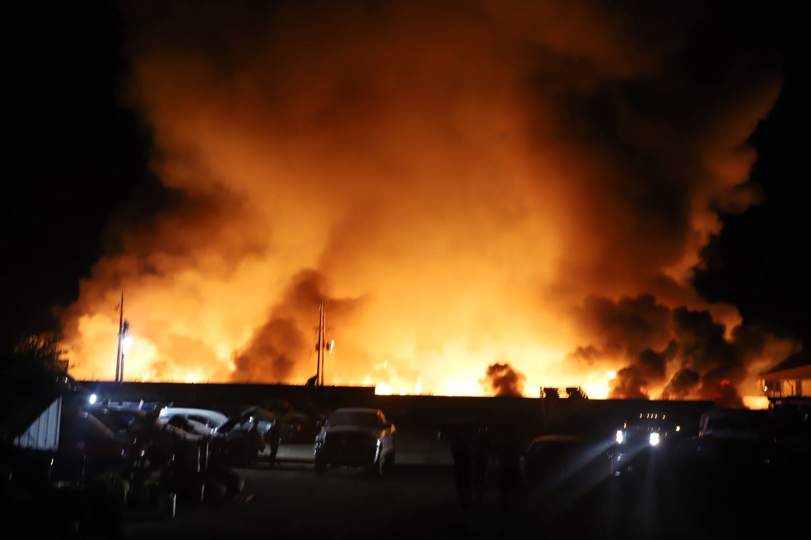 Actúa de inmediato Municipio para controlar incendio en tarimera