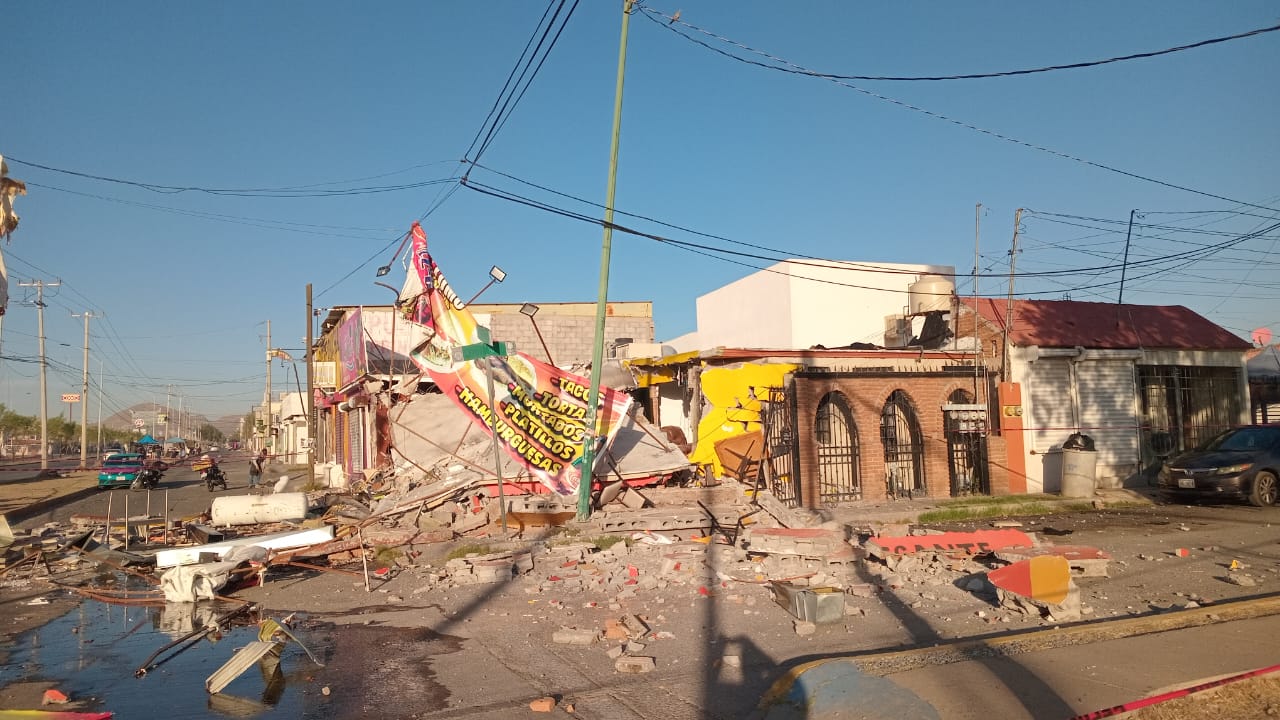 Explosión en taquería “El Navegante” deja rastro de destrucción