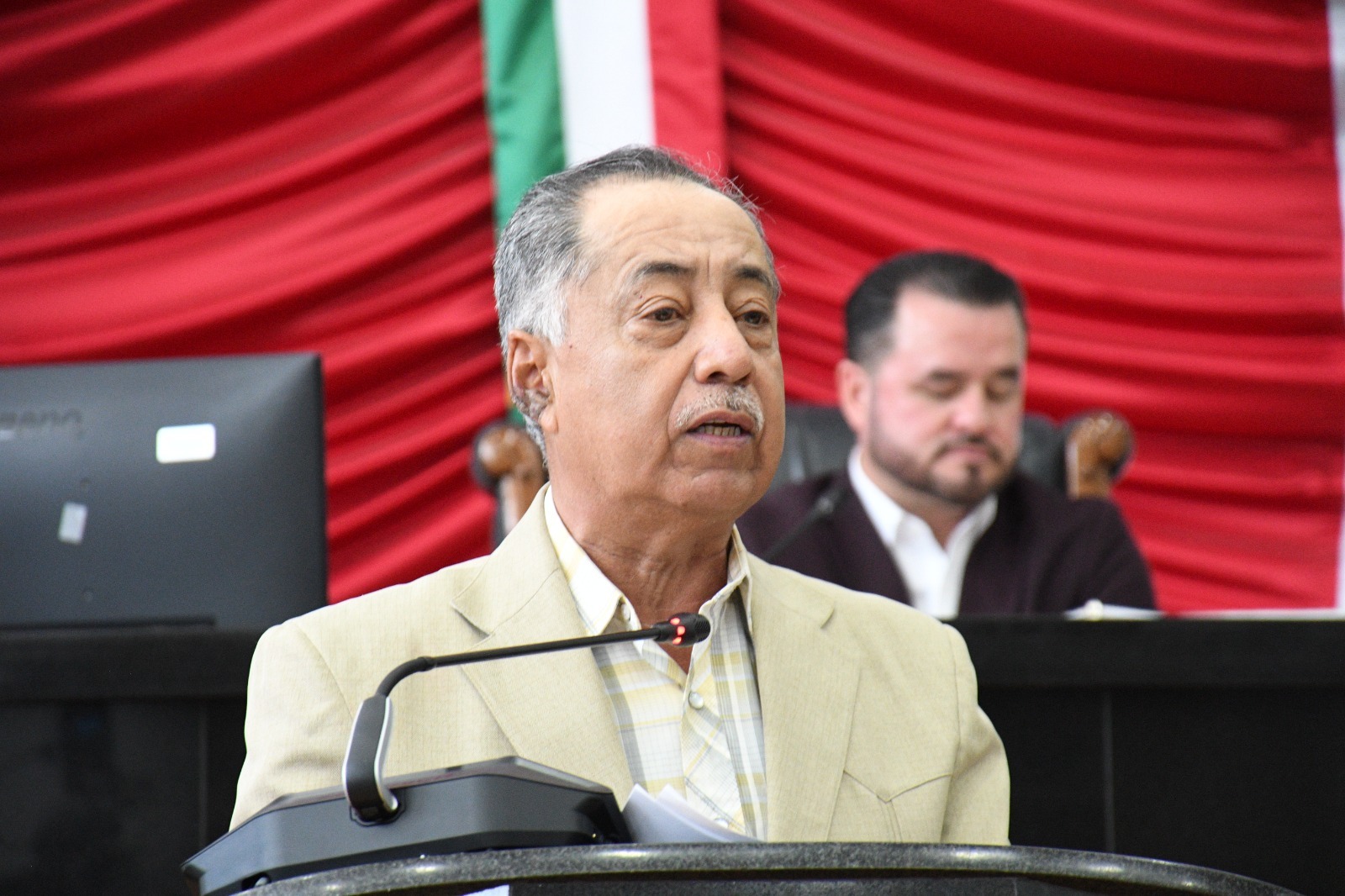 Exigen al GF estabilizar precios del diésel