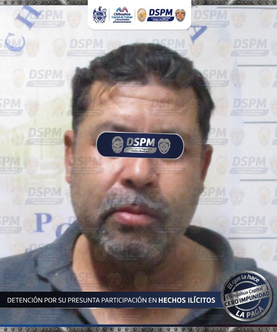 Detienen a hombre y recuperan auto robado en Cafetales