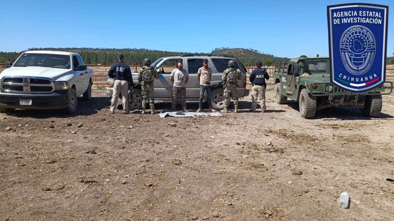 Aseguran en opearativo a 2 sujetos, 172 cartuchos y droga en Guachochi