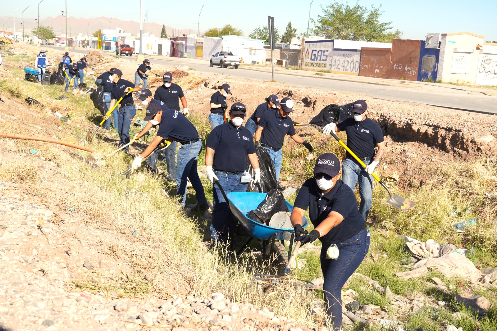 Implementan operativo de limpieza con apoyo de los cadetes de policía