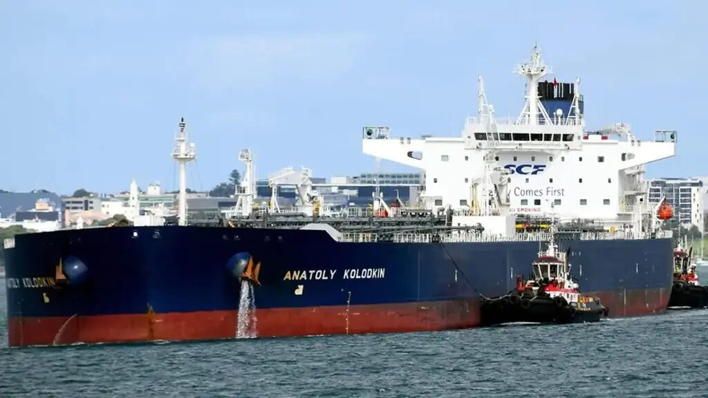 Petrolero ruso llega a Cuba con 100 mil toneladas de crudo