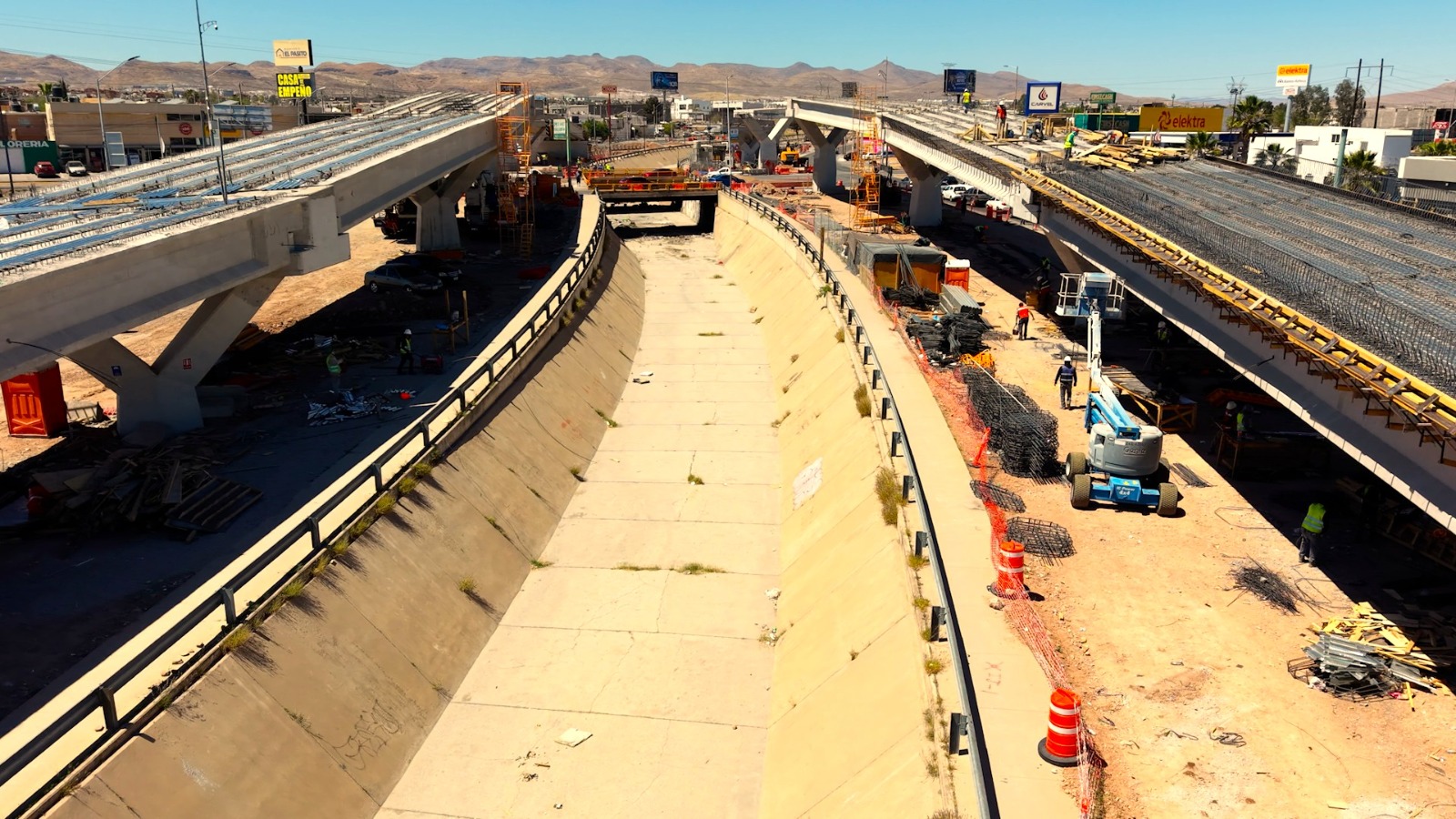 Avanza puente en Nogales e Industrias