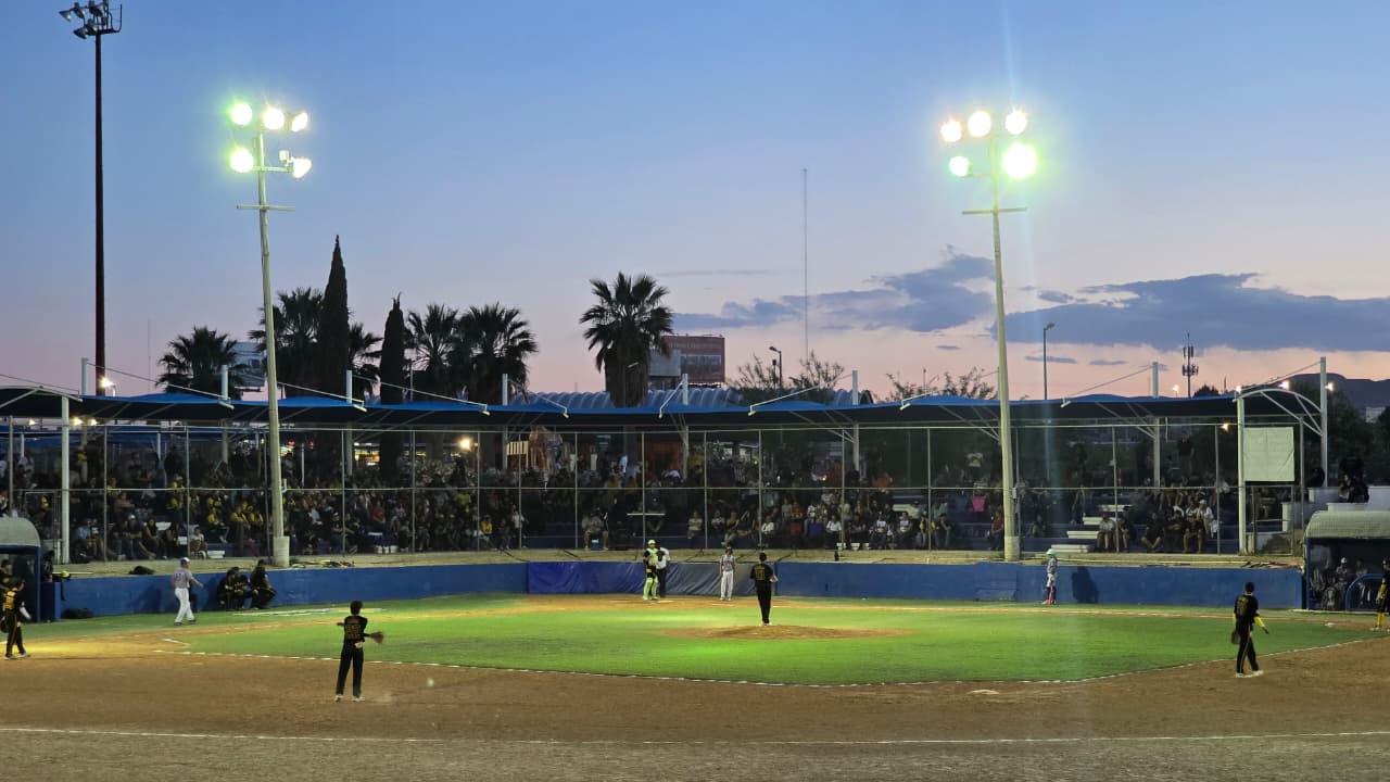 Invitan a las finales de torneo de Beis en Parque Central
