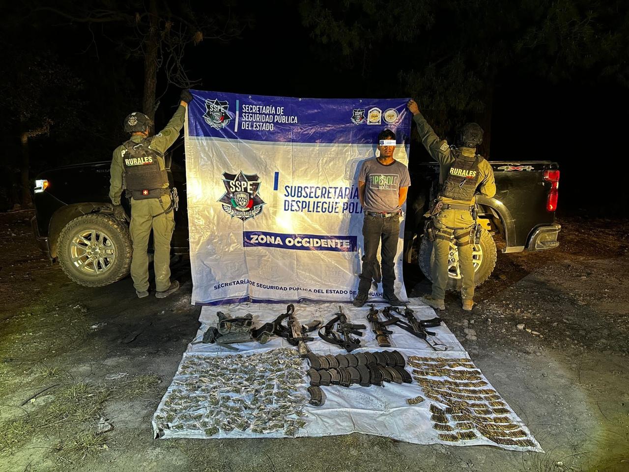 Cae sujeto con arsenal, explosivos y droga en Moris