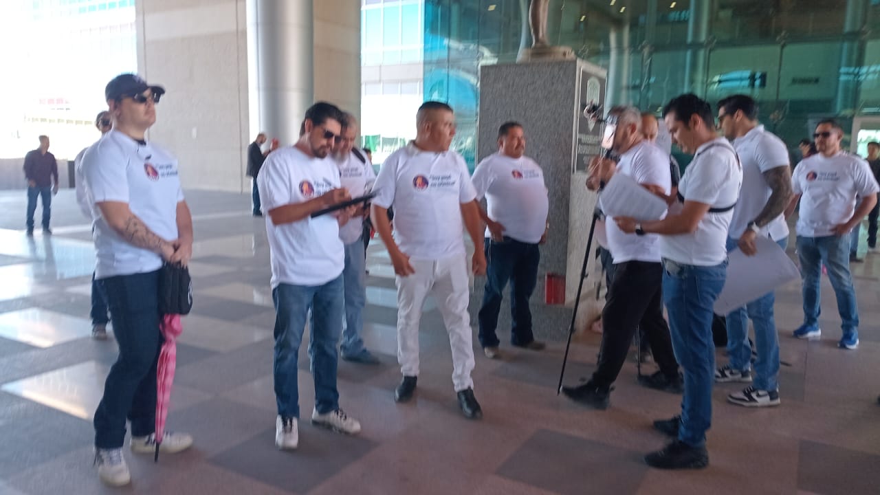 “Soy papá, no criminal”: Padres exigen al TSJE cese al bloqueo de convivencia