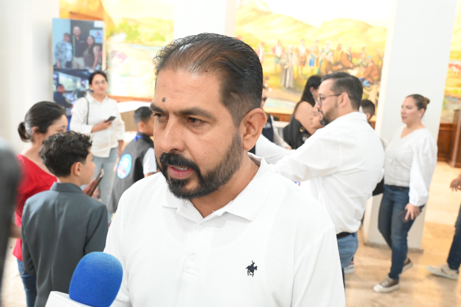 Reconoce Hugo González trayectoria de Ariadna Montiel; “es una gran líder”
