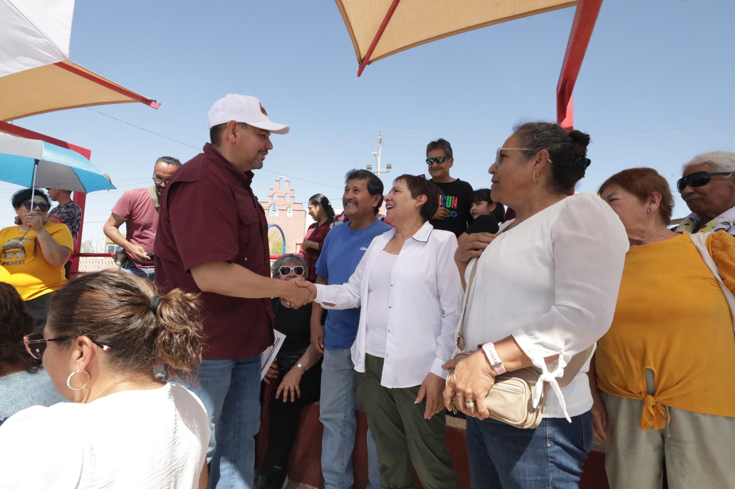 Entrega alcalde parque rehabilitado en El Jarudo