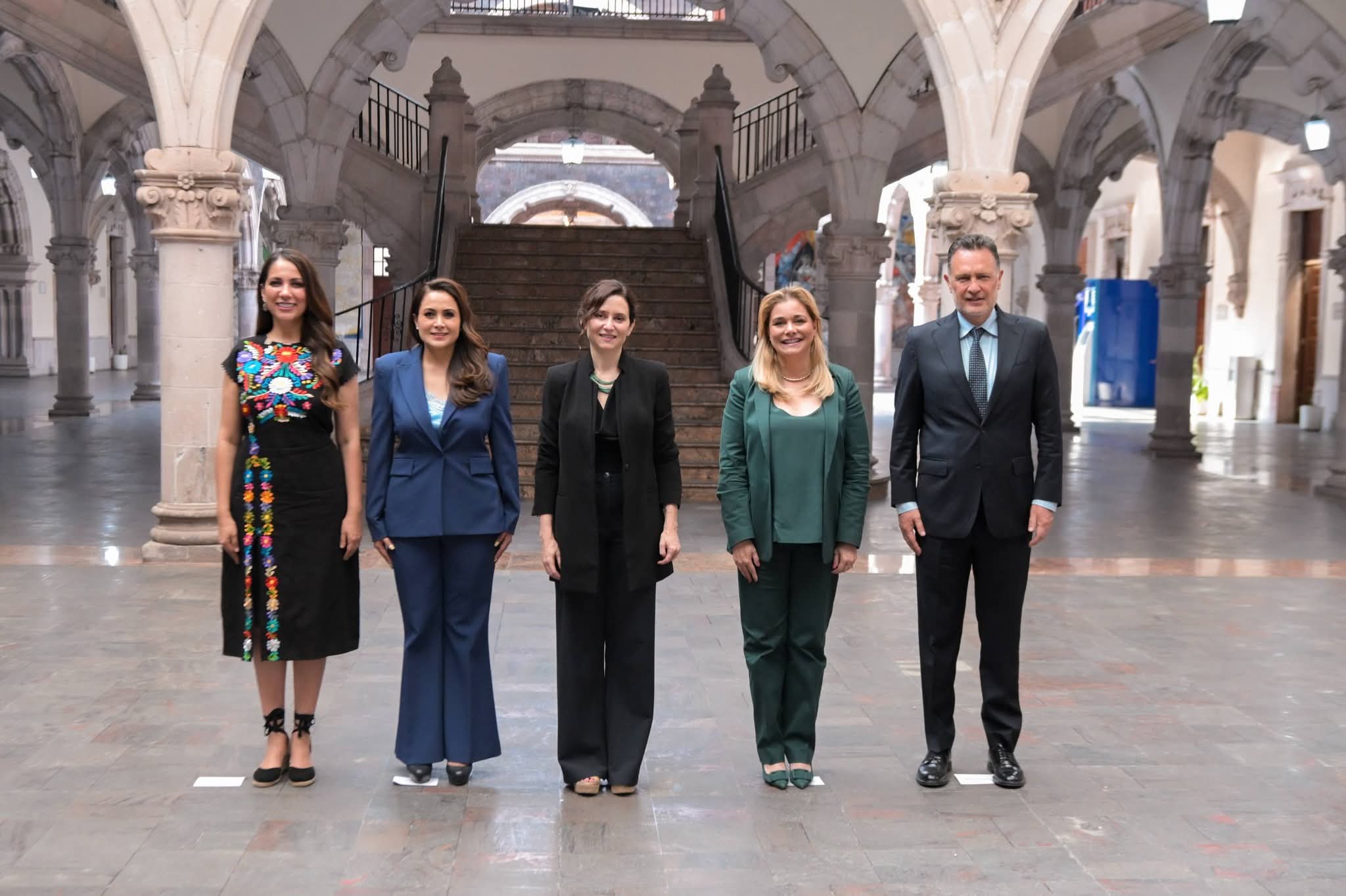 Maru y gobernadores del PAN se reúnen con Isabel Díaz Ayuso