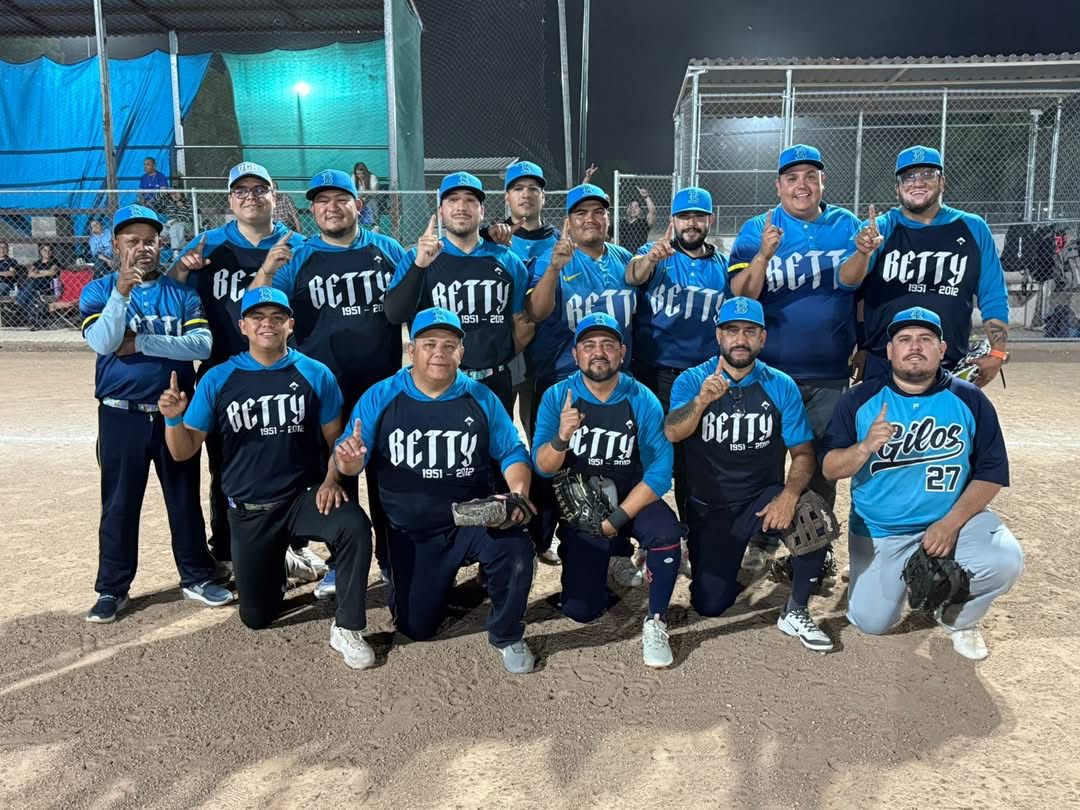 Bety Olivas se corona y hay fiesta en la “Nano” Torres