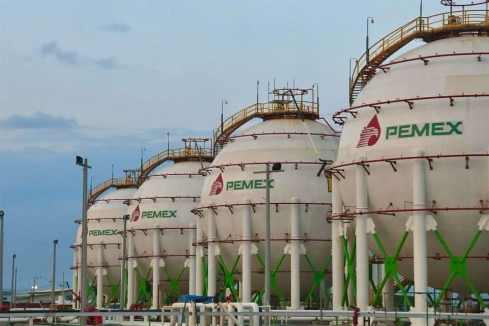 Reduce Pemex su deuda al nivel más bajo en 12 años y fortalece su desempeño financiero en 2026