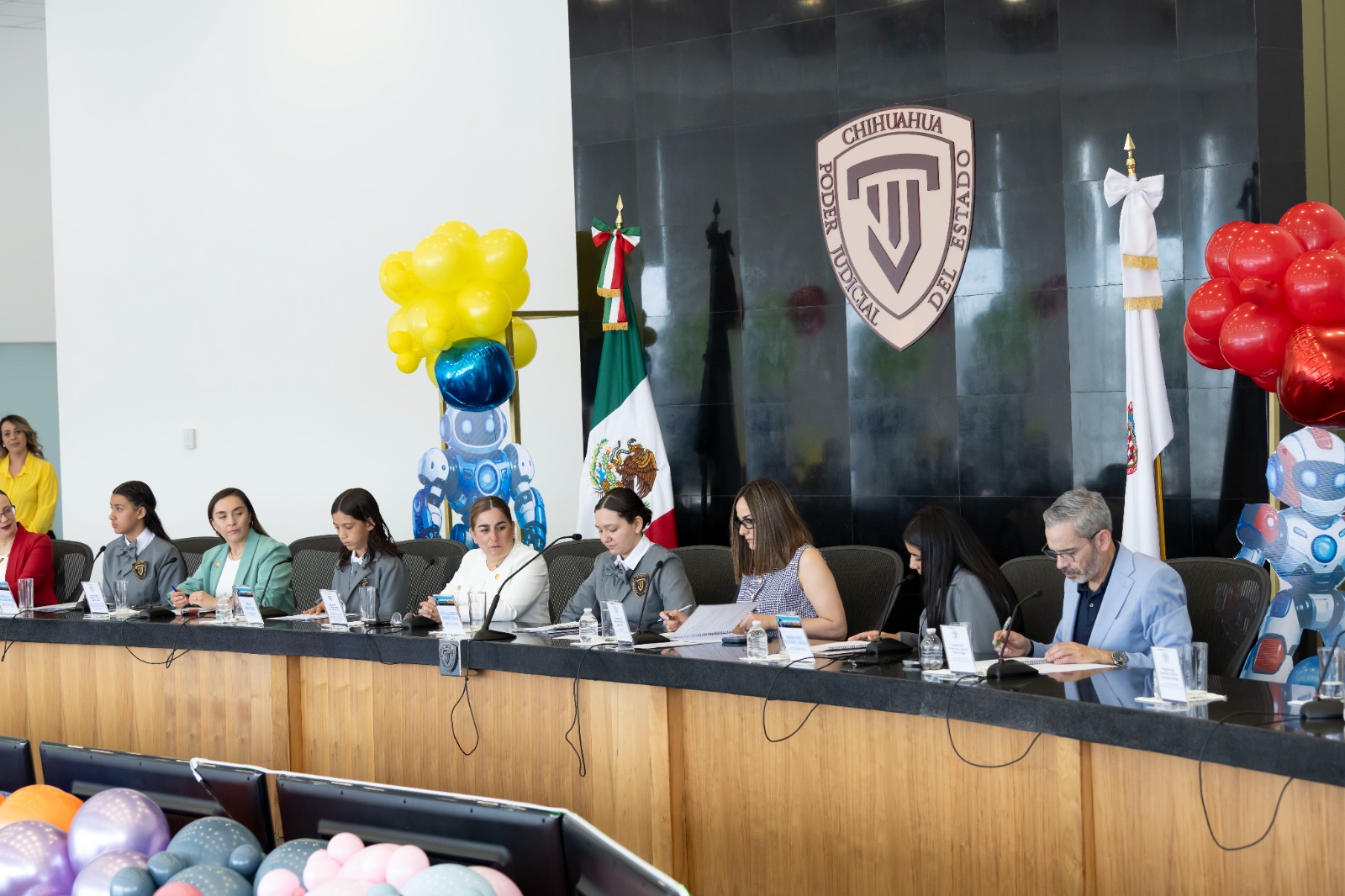 Niñas y niños toman el Pleno en Magistratura Infantil