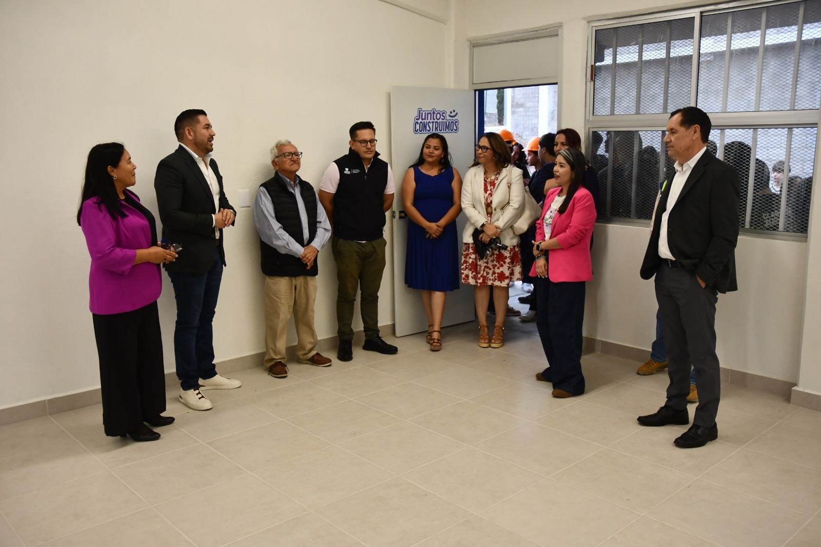 Inaugura Estado biblioteca en la Secundaria Federal