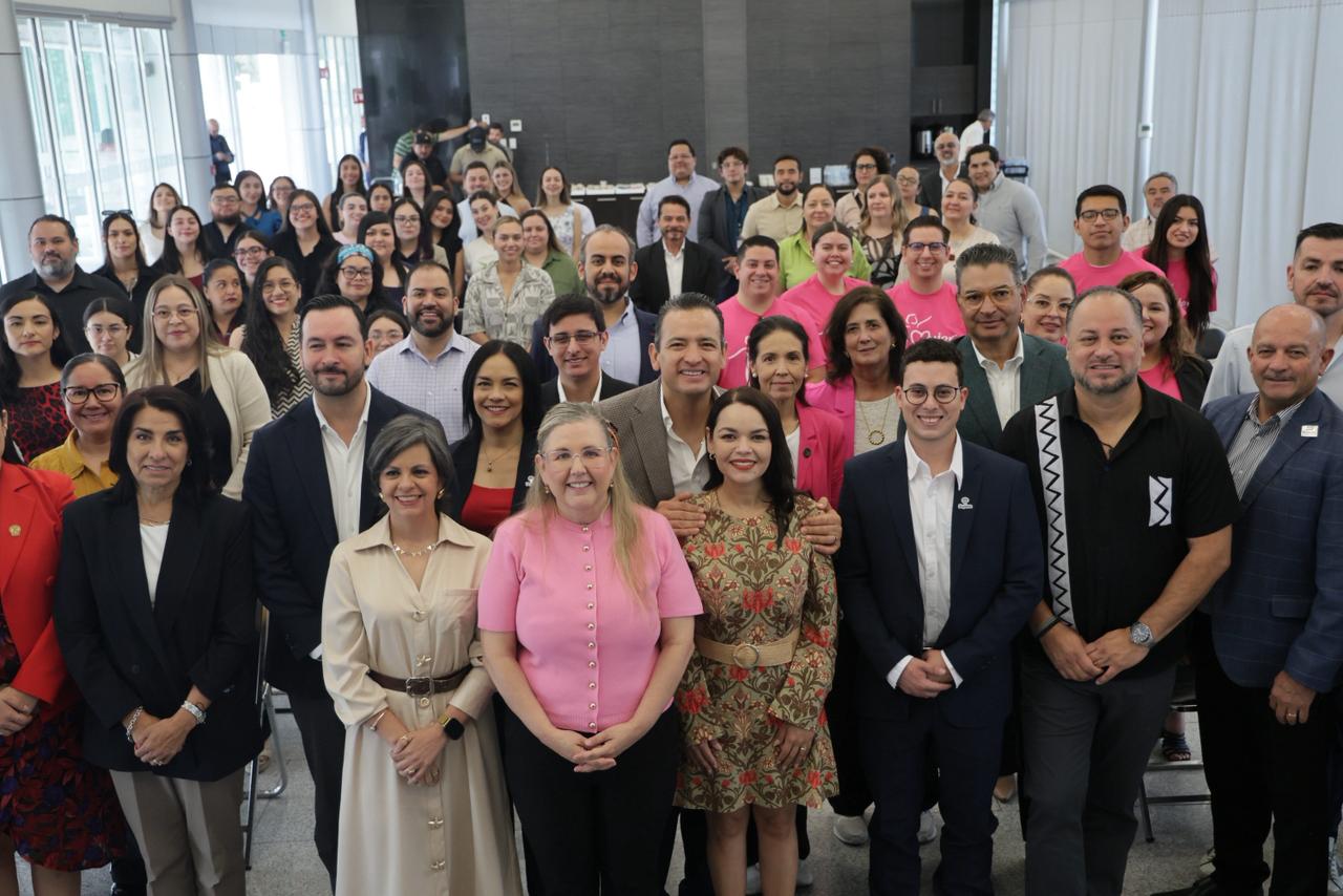 Alcalde y FECHAC renuevan alianza por la niñez