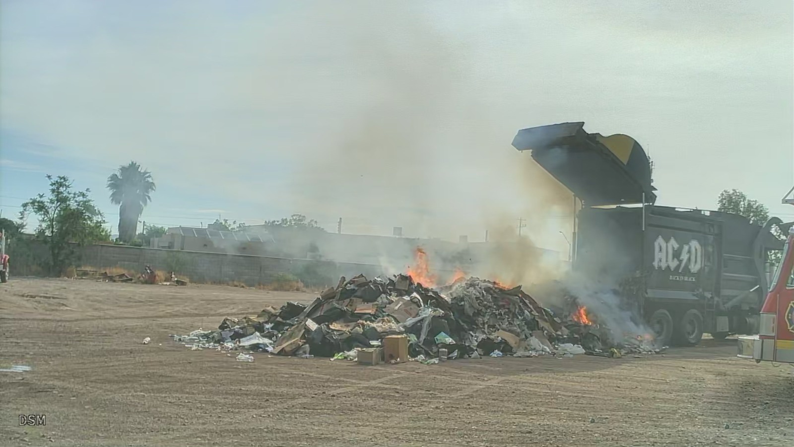 Camión recolector incendiado no pertenece al Municipio