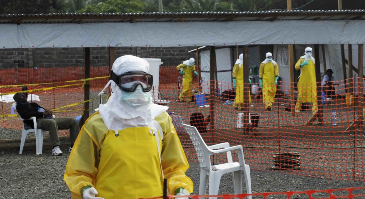 Sigue propagándose la epidemia de Ébola en el Congo, llega a Uganda