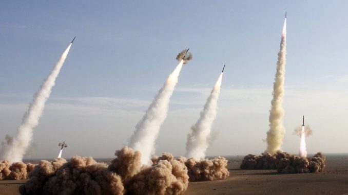 Irán amenaza con convertir la región en un infierno para Estados Unidos e Israel