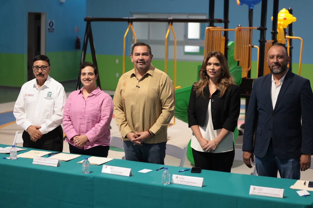 Firman Gobierno Municipal y el IMSS convenio de comodato de CECIS