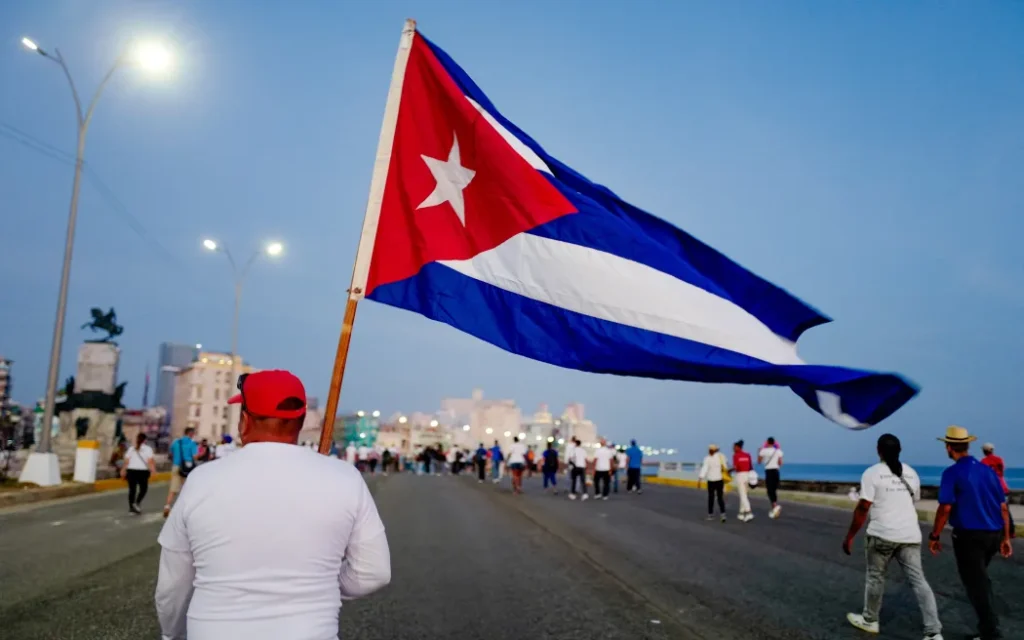 Cuba denuncia chantaje de Estados Unidos para bloquear entrada de petróleo