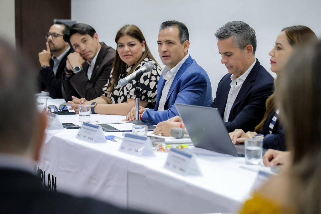 Construiremos una ciudad más ordenada: Marco Bonilla