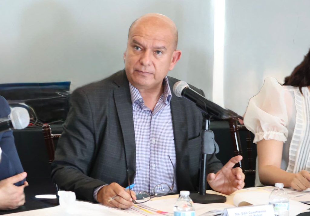 “Ley agandalle”: acusa Cuauhtémoc Estrada