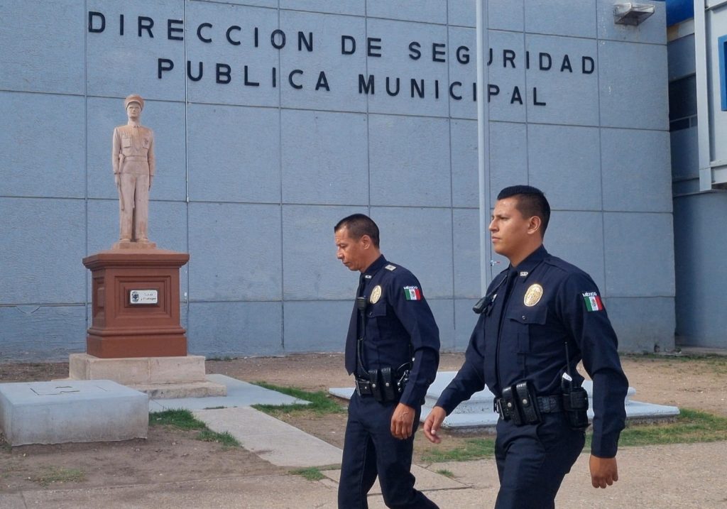 “Soñaba con ser policía como mi papá y hoy cuido Chihuahua junto a él”