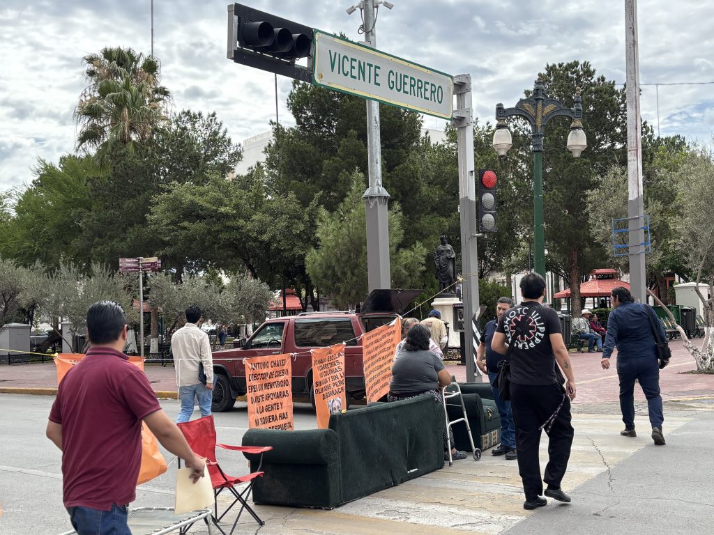 Cierran otra vez la Aldama; persiste caos vial en el Centro