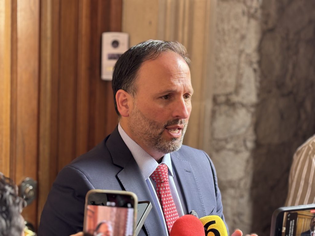 De la Peña cuestiona versión sobre presunto financiamiento a manifestantes