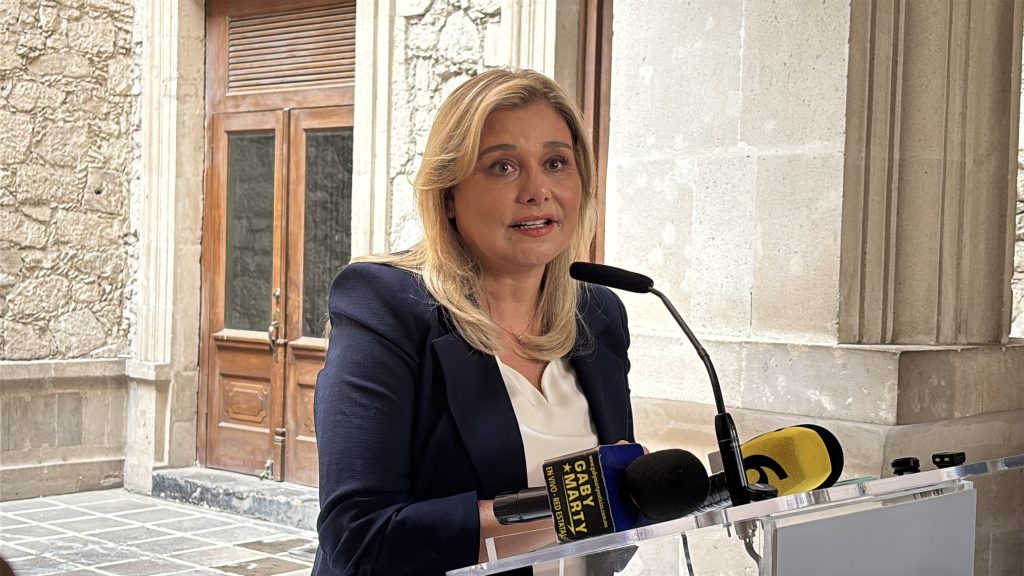 Maru: Juárez resiente falta de su alcalde