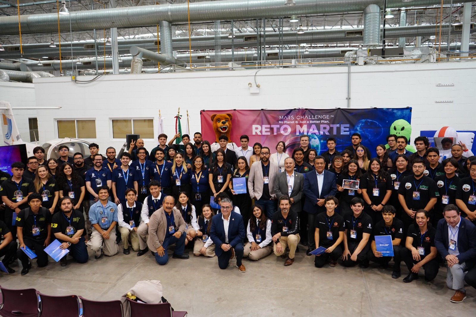 Ganan estudiantes de NCG pase a final de Reto Marte