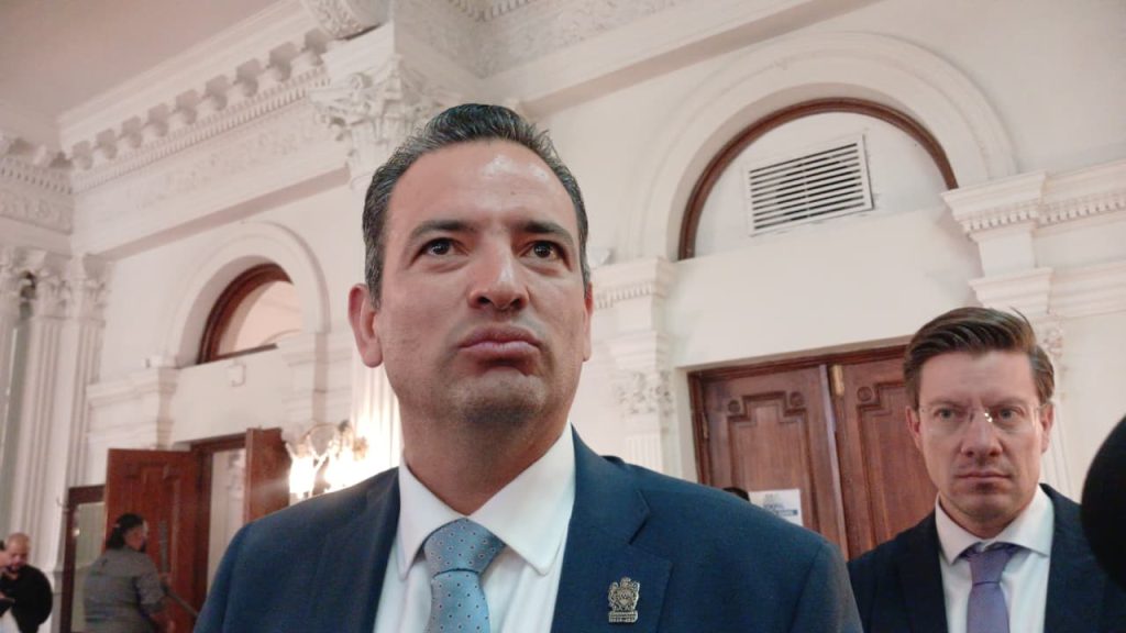Marco Bonilla truena contra la CFE por constantes fallas