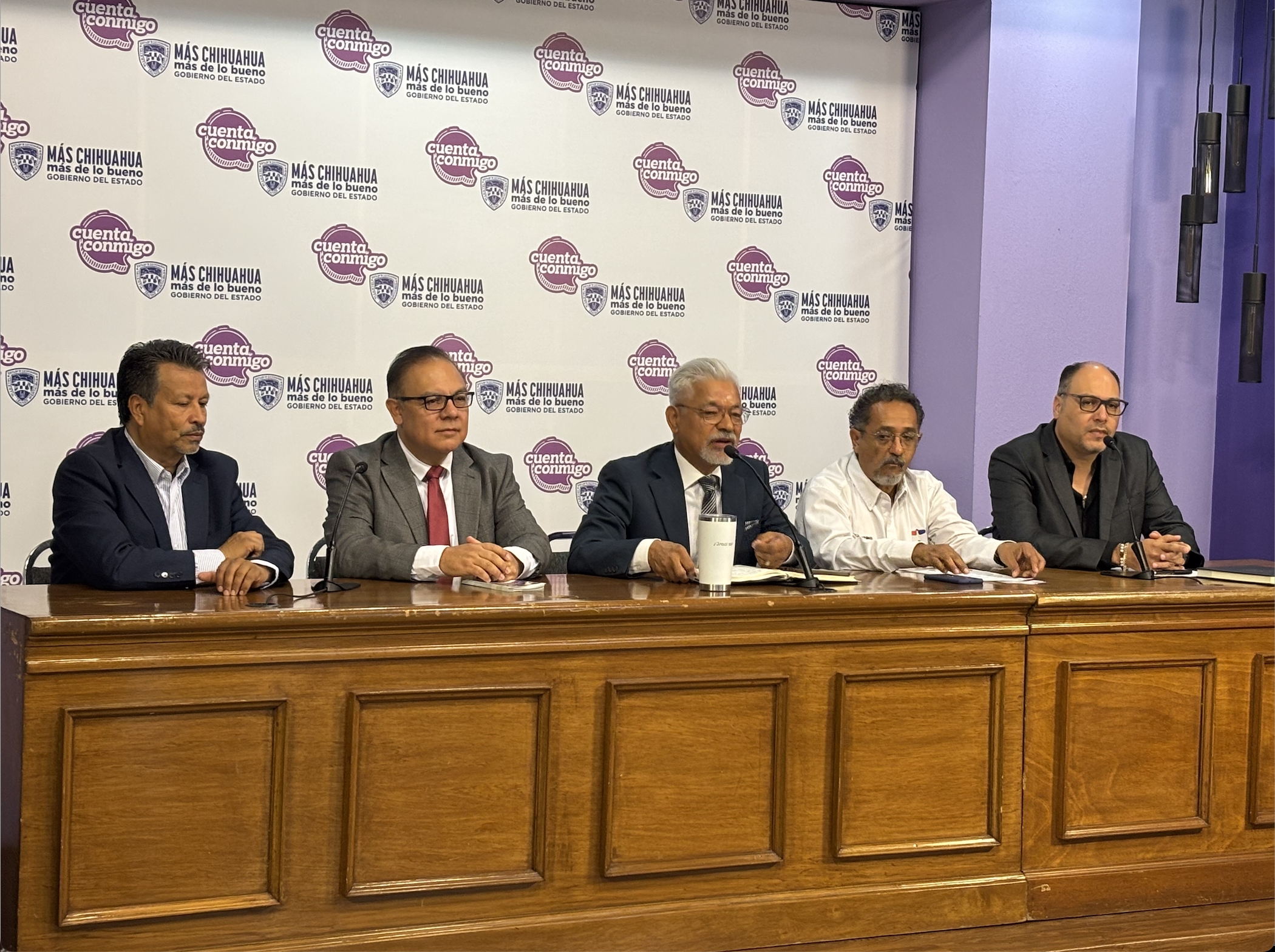 Escuelas formadoras de docentes presentan oferta de posgrados