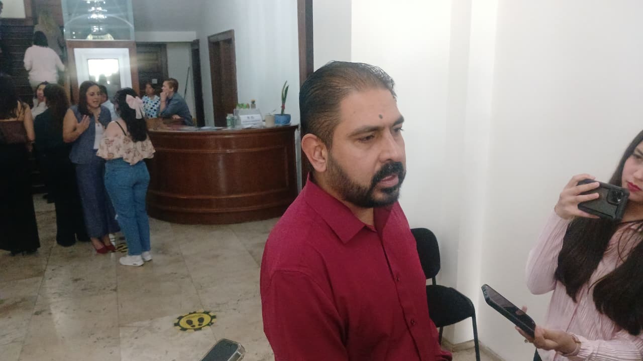 “El PAN se lleva, pero no aguanta”: Hugo González