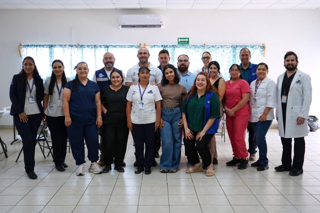 Llevan Feria de Salud a la Casa de los Abuelos de Cuauhtémoc
