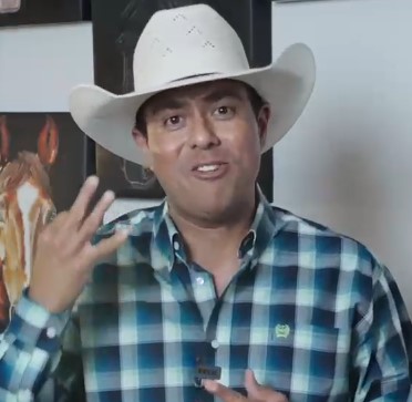 Marca de sombreros local busca ganar los Best of Western Horseman Awards