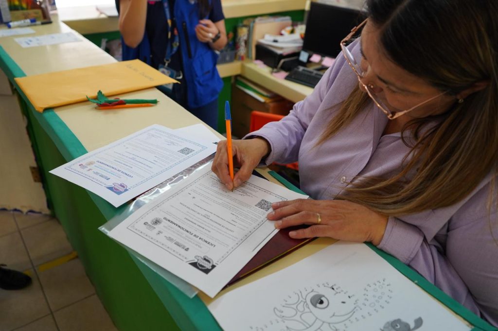 Renueva UTCJ licencia de su estancia infantil  