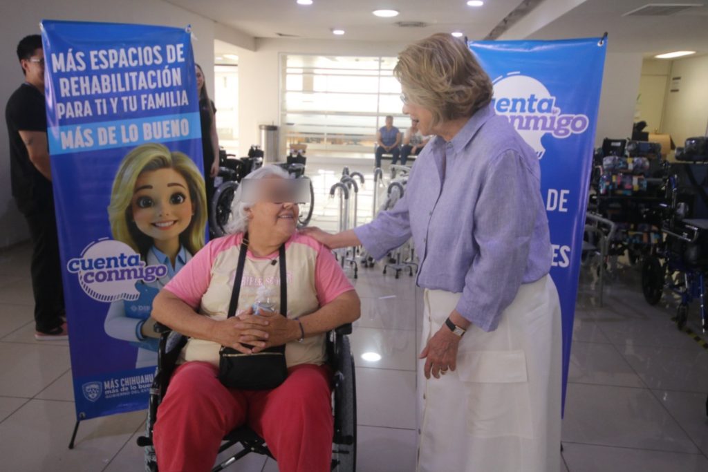 Beneficia DIF Estatal a 126 familias con entrega de aparatos funcionales