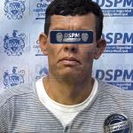 Municipales detienen a motociclista con cristal y cocaína