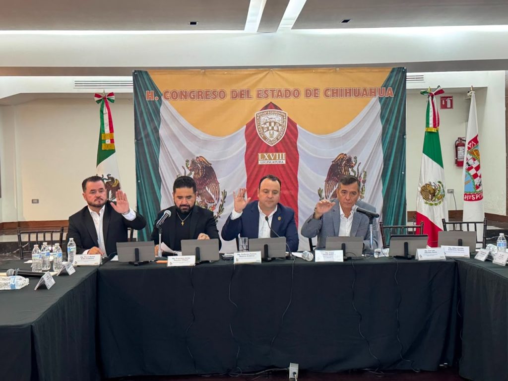 Sesiona Congreso en Parral