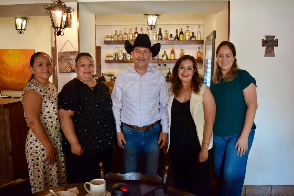 Busca Jaime Torres construcción de escuela de béisbol infantil
